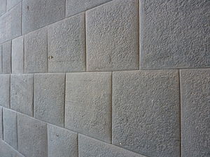 English: Inca wall of Coricancha, Cuzco, Peru ...