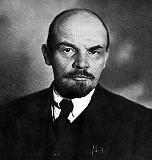 English: V. I. Lenin Français : V. I. Lénine -...